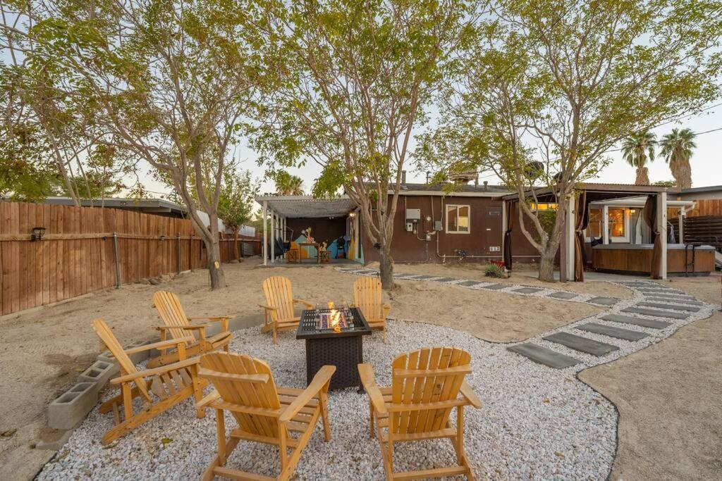 Palm Vista Retreat *Hot Tub/Cowboy Pool/Hammocks* Joshua Tree Exterior foto